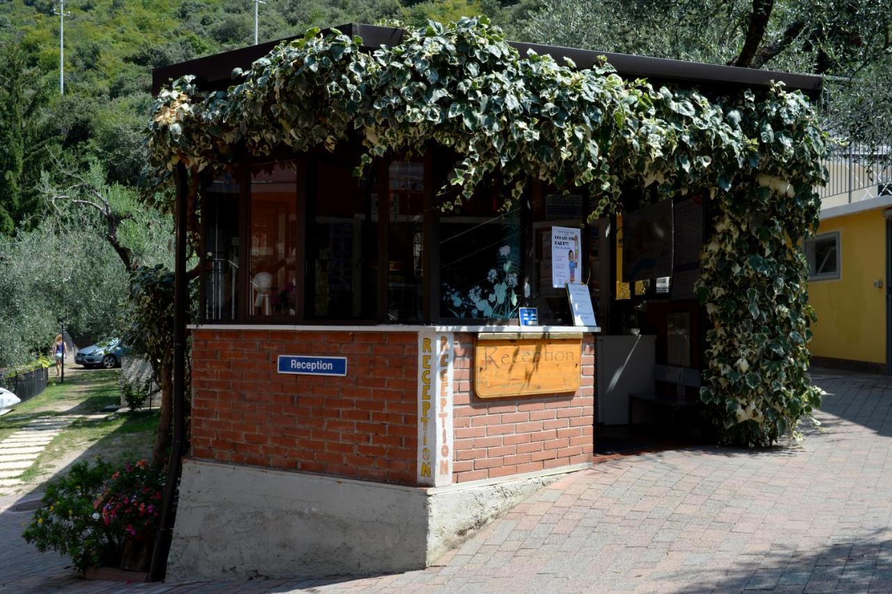 Camping Alpino - Nature Village Malcesine Exterior photo